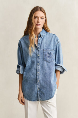 Broderad denimskjorta