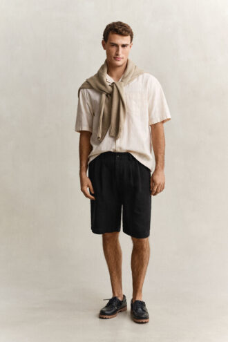 Chinoshorts i linne