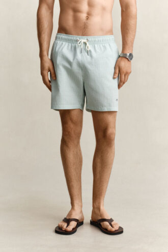 Randiga badshorts i seersucker