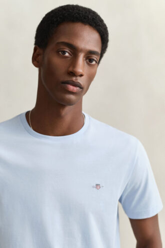 T-shirt med Shield-tryck i normal passform